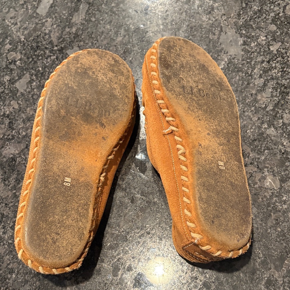 L.L. Bean Women’s wicked good deer skin lined slippers - Picture 2 of 3